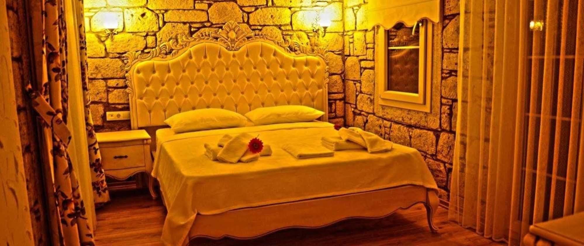 Alacati Lucky Angel Hotel מראה חיצוני תמונה